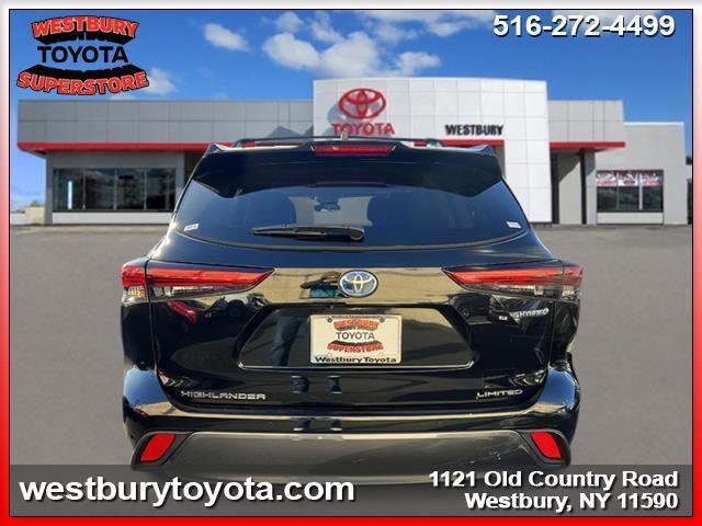 used 2023 Toyota Highlander Hybrid car, priced at $44,595