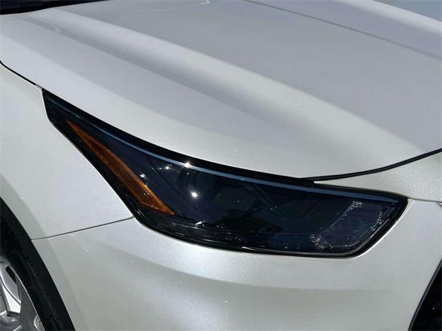 used 2023 Toyota Highlander car, priced at $34,995