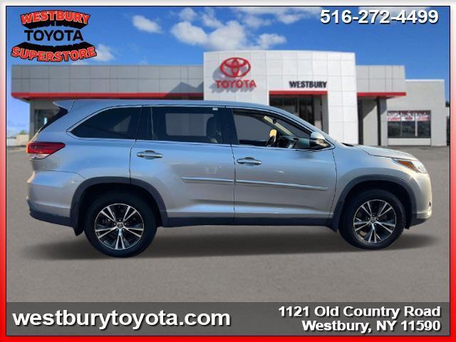 used 2019 Toyota Highlander car, priced at $25,295