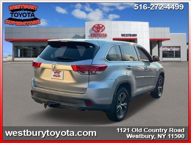 used 2019 Toyota Highlander car, priced at $25,295