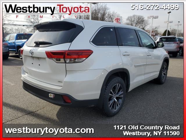 used 2017 Toyota Highlander car, priced at $21,995