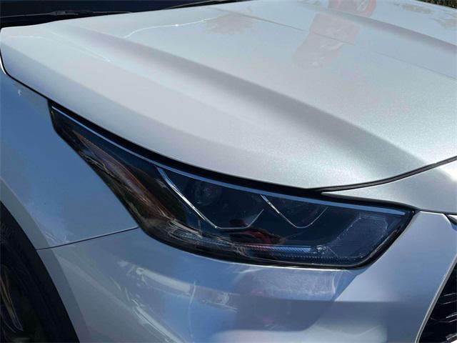 used 2023 Toyota Highlander Hybrid car, priced at $42,995