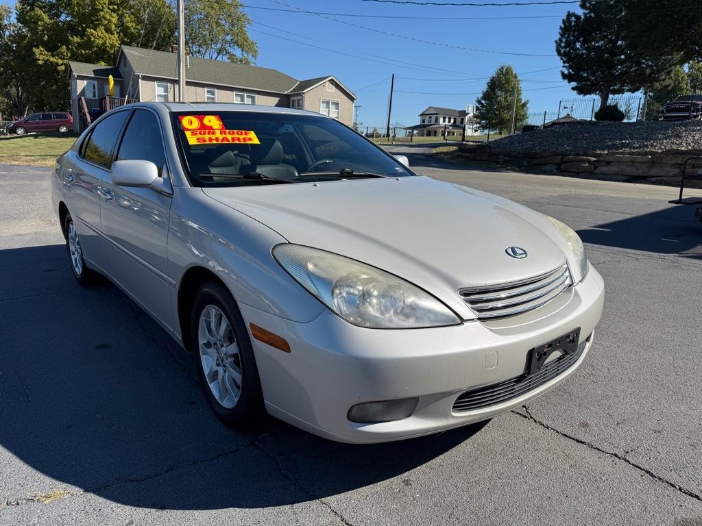 used 2004 Lexus ES 330 car, priced at $4,995