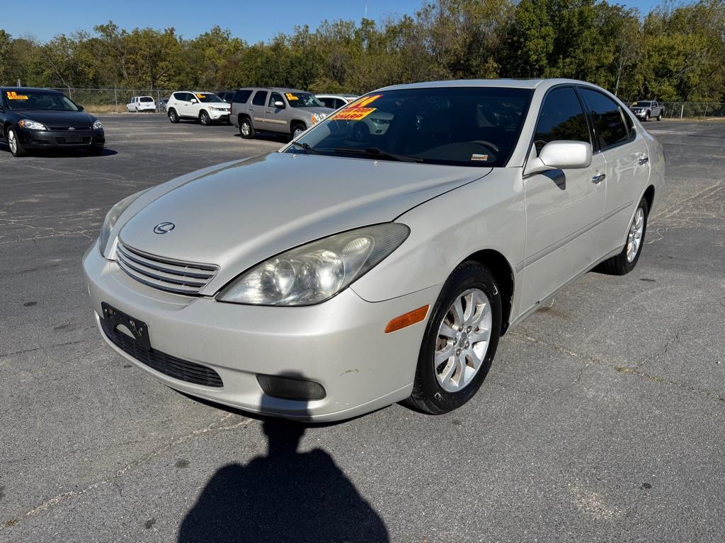 used 2004 Lexus ES 330 car, priced at $4,995