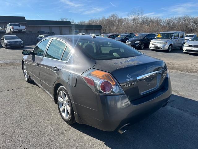 used 2007 Nissan Altima car, priced at $3,995