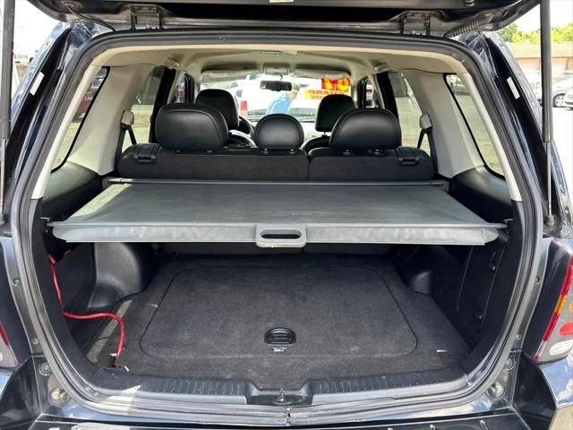 used 2007 Ford Escape car, priced at $3,995