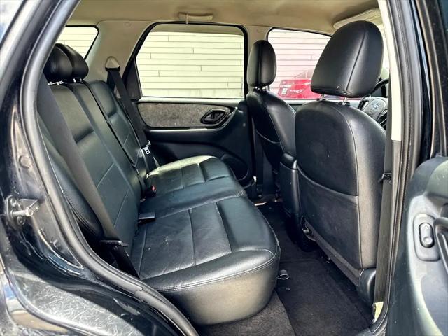 used 2007 Ford Escape car, priced at $3,995