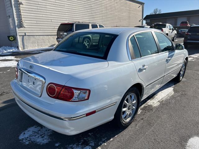 used 2006 Kia Amanti car, priced at $4,995