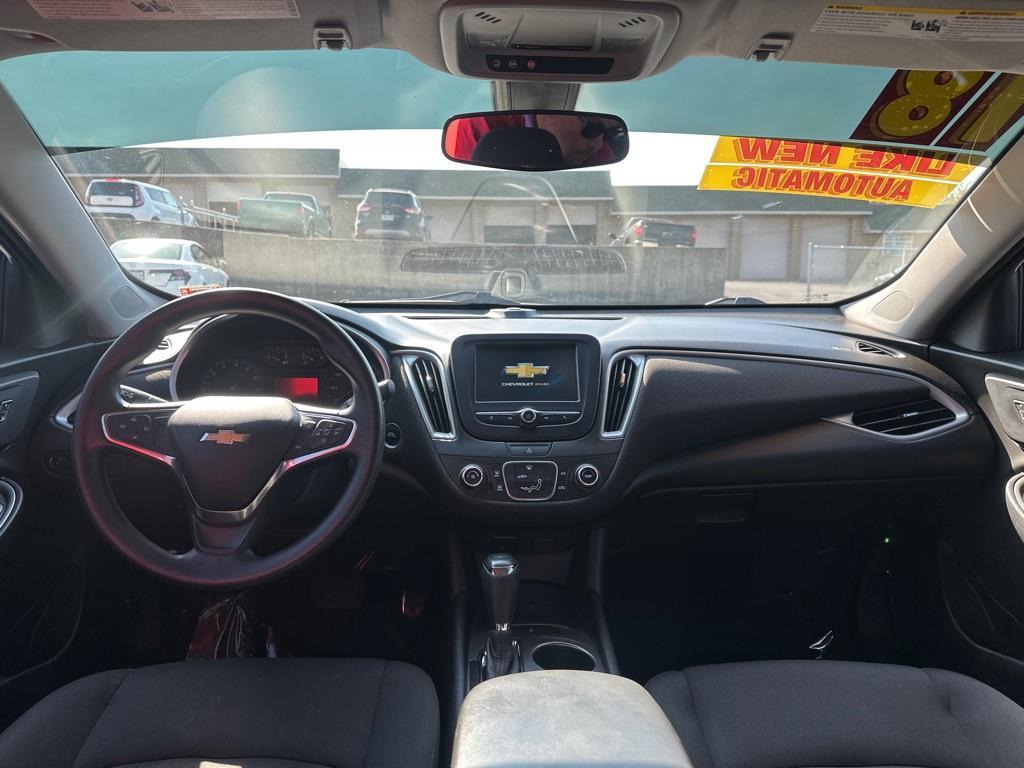 used 2018 Chevrolet Malibu car, priced at $9,995