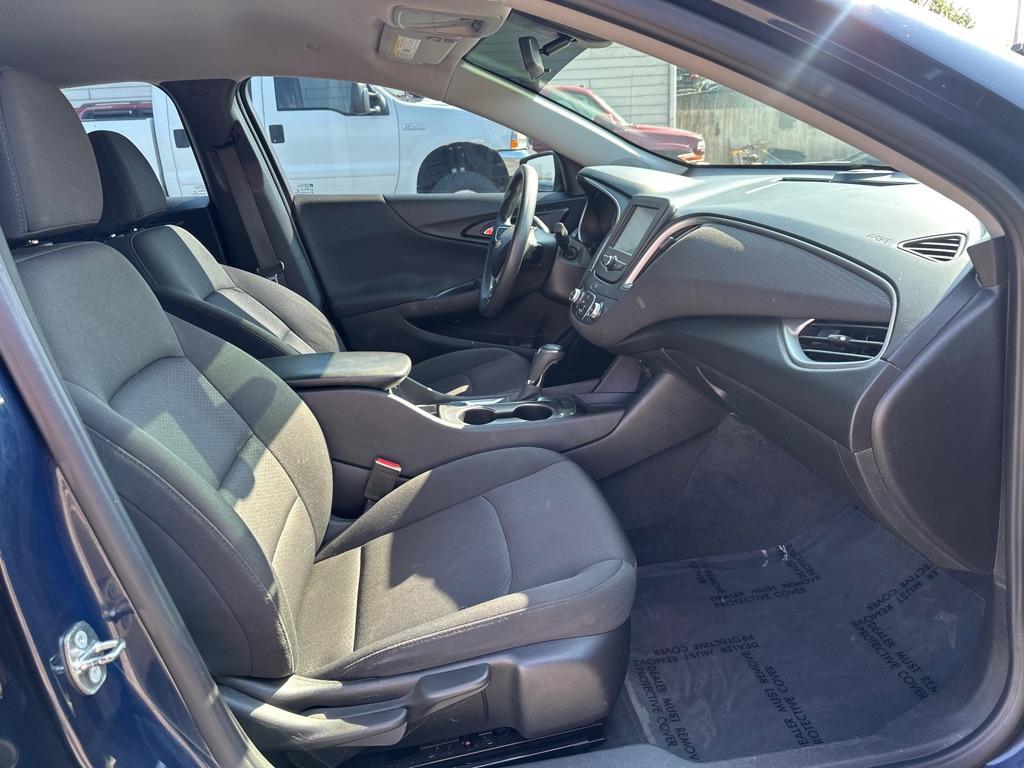 used 2018 Chevrolet Malibu car, priced at $9,995