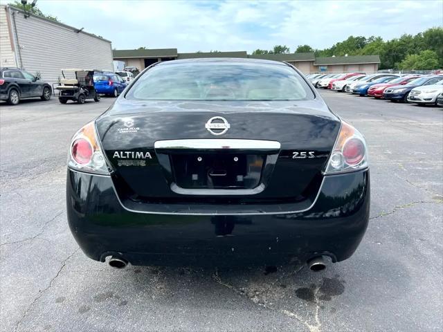 used 2009 Nissan Altima car, priced at $3,995