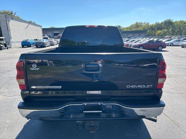 used 2004 Chevrolet Silverado 2500 car, priced at $13,995