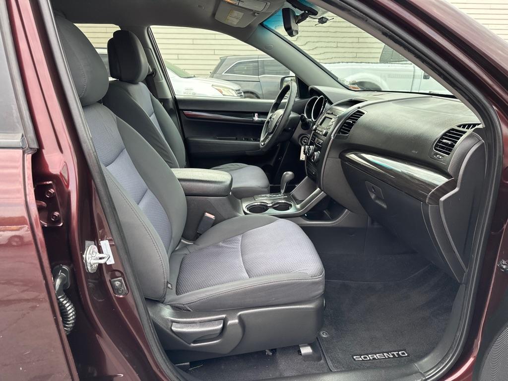 used 2012 Kia Sorento car, priced at $3,500