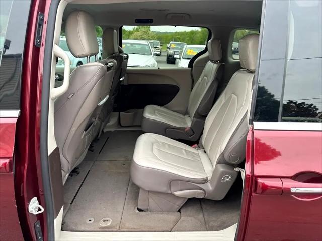 used 2018 Chrysler Pacifica car, priced at $9,995