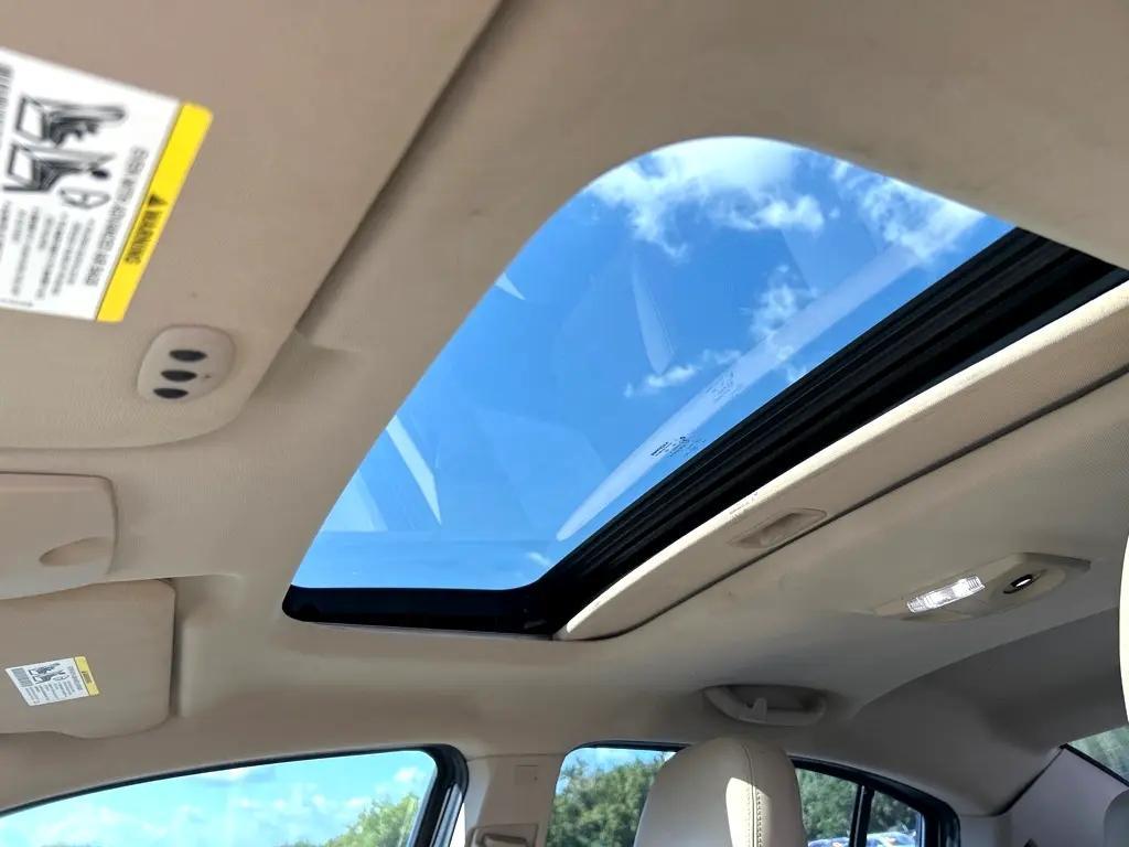 used 2011 Chrysler 200 car, priced at $4,995