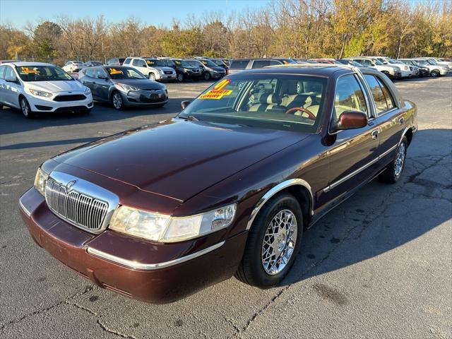 used 2001 Mercury Grand Marquis car, priced at $3,995