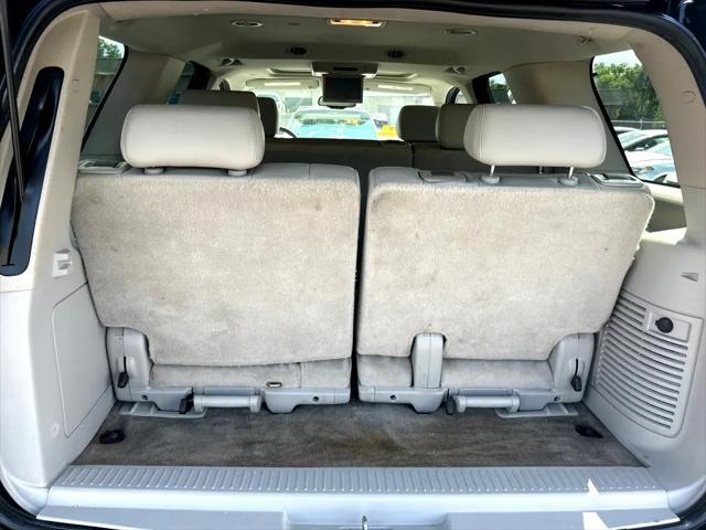 used 2010 GMC Yukon car, priced at $7,995