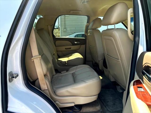 used 2010 GMC Yukon car, priced at $7,995