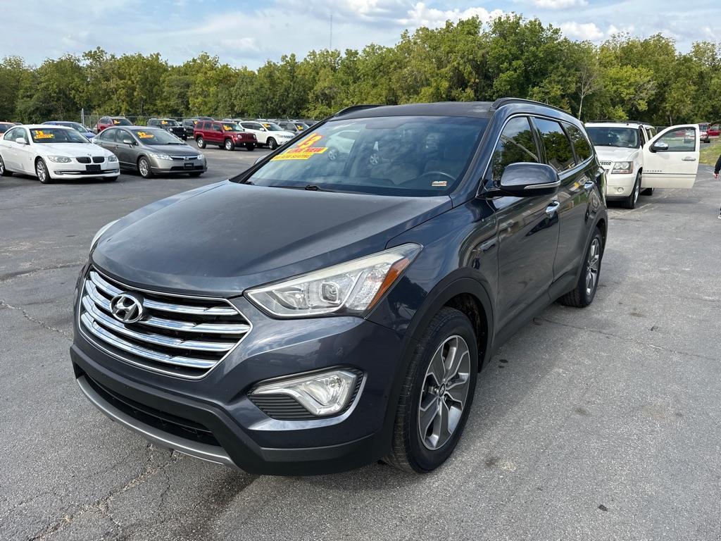used 2013 Hyundai Santa Fe car, priced at $7,995