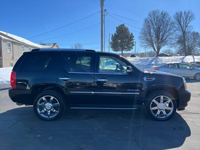 used 2012 Cadillac Escalade car, priced at $11,995