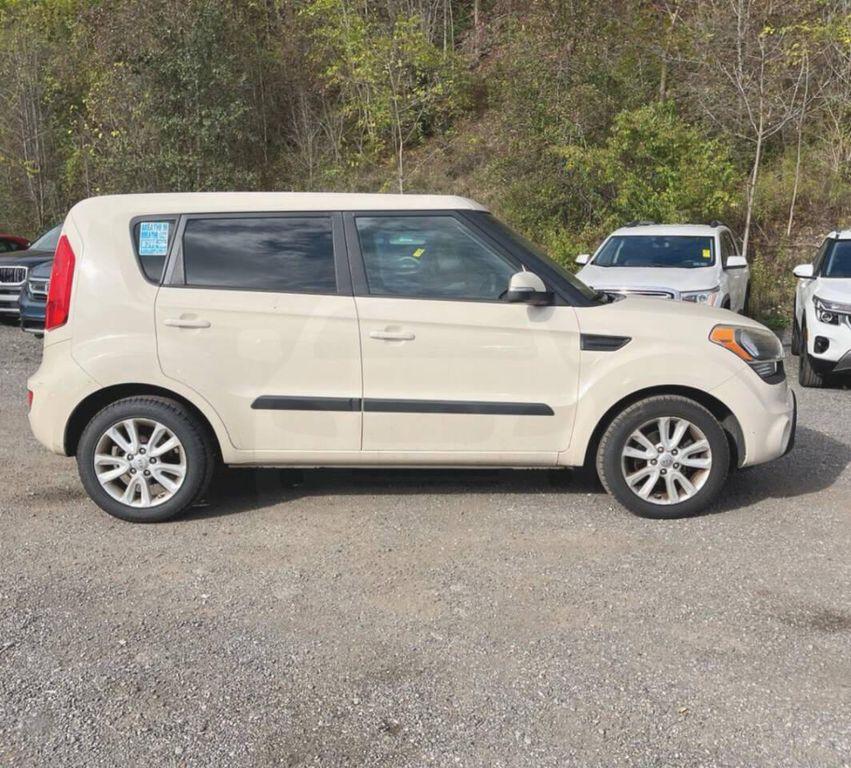 used 2013 Kia Soul car, priced at $4,995
