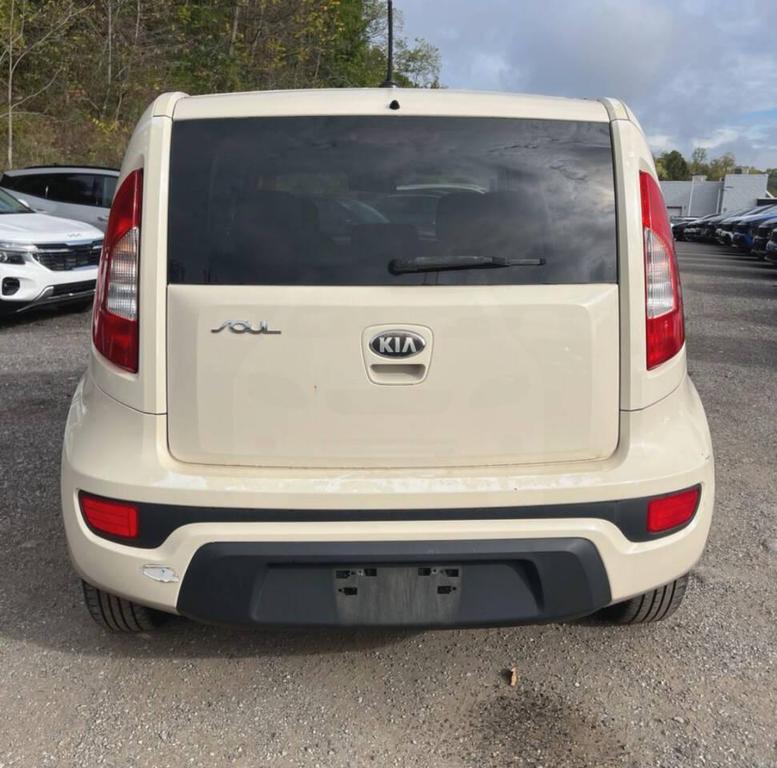 used 2013 Kia Soul car, priced at $4,995