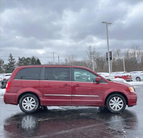 used 2014 Chrysler Town & Country car, priced at $7,450