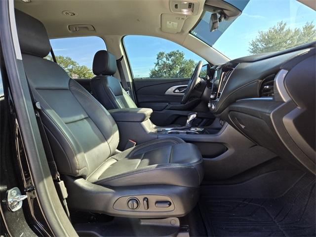 used 2021 Chevrolet Traverse car, priced at $23,997
