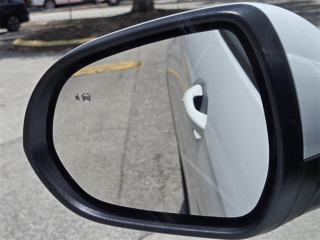 new 2025 Buick Envista car, priced at $25,630