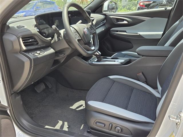 new 2025 Buick Envista car, priced at $25,630
