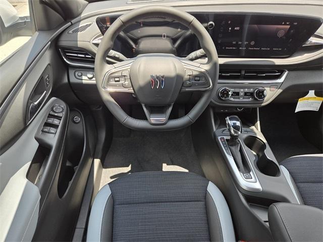 new 2025 Buick Envista car, priced at $25,630