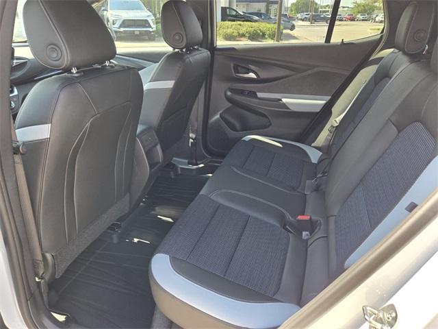 new 2025 Buick Envista car, priced at $25,880