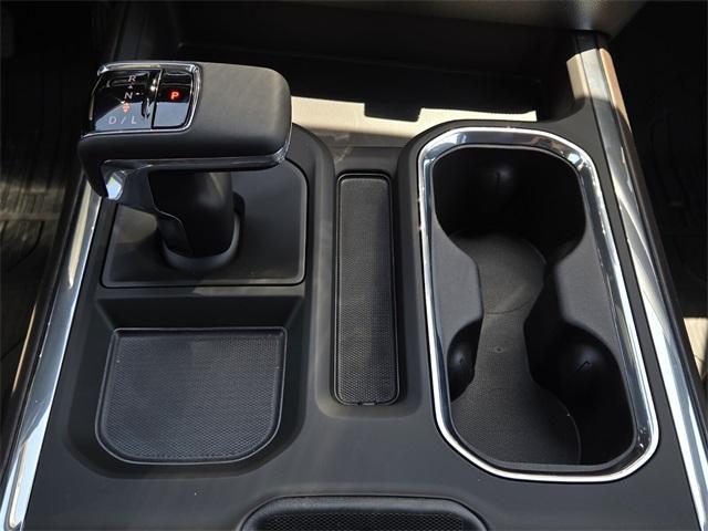 new 2025 GMC Sierra 1500 car, priced at $52,208