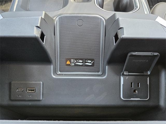 new 2025 GMC Sierra 1500 car, priced at $52,208