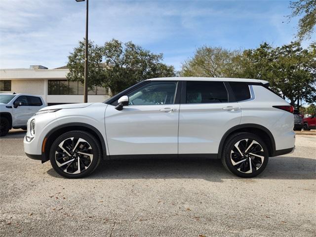 used 2022 Mitsubishi Outlander car, priced at $25,997