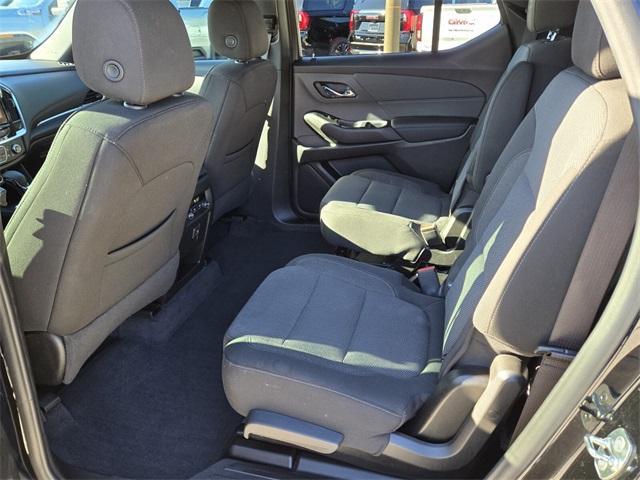 used 2023 Chevrolet Traverse car, priced at $28,997