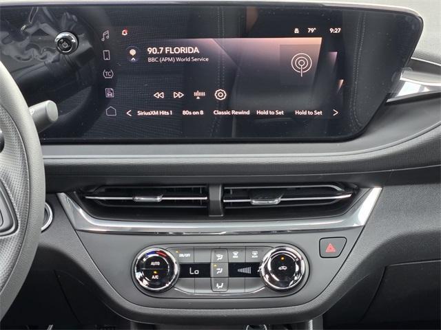 new 2025 Buick Envista car, priced at $25,130