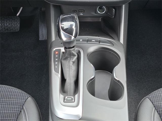 new 2025 Buick Envista car, priced at $25,130