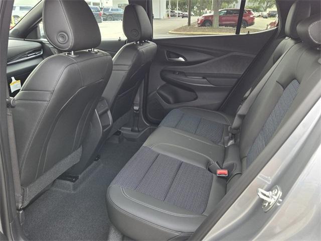 new 2025 Buick Envista car, priced at $25,130