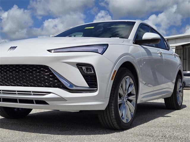 new 2025 Buick Envista car, priced at $30,484