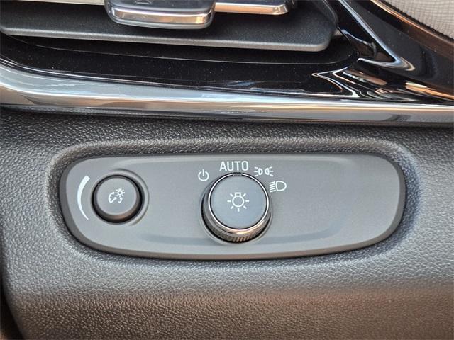 new 2025 Buick Envista car, priced at $30,484