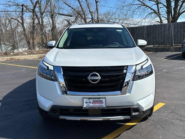new 2025 Nissan Pathfinder car, priced at $51,215