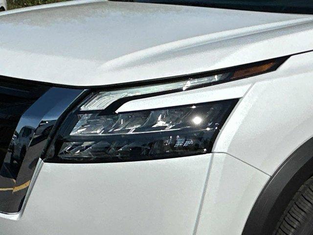 new 2025 Nissan Pathfinder car, priced at $35,238