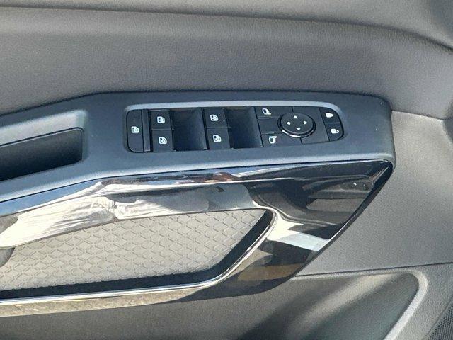 new 2025 Nissan Pathfinder car, priced at $35,238