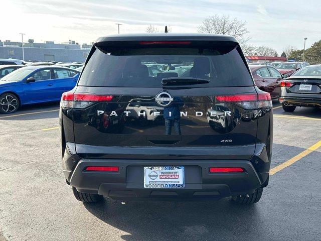 new 2025 Nissan Pathfinder car, priced at $38,867