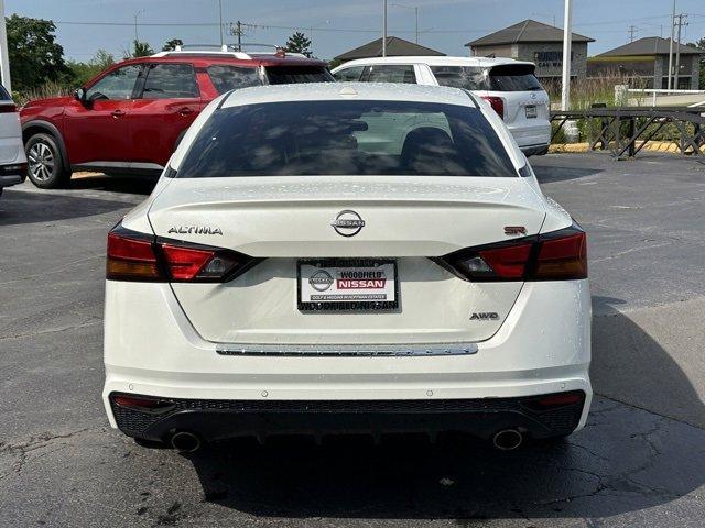 used 2023 Nissan Altima car, priced at $25,662