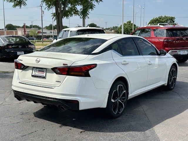 used 2023 Nissan Altima car, priced at $25,662