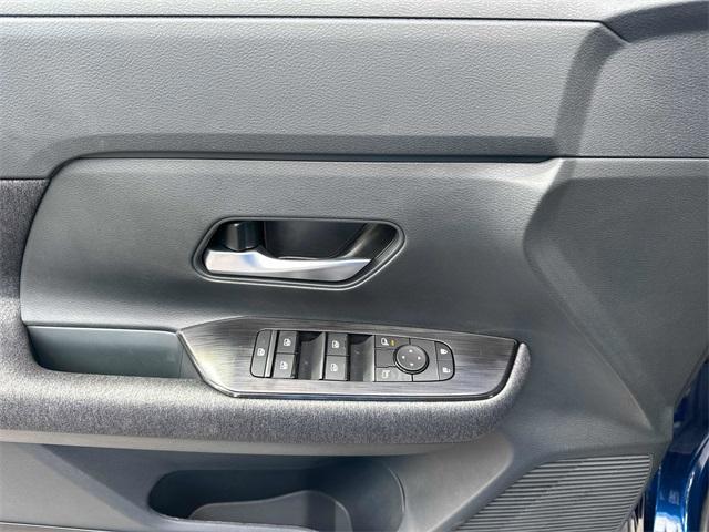 new 2025 Nissan Kicks car, priced at $25,699