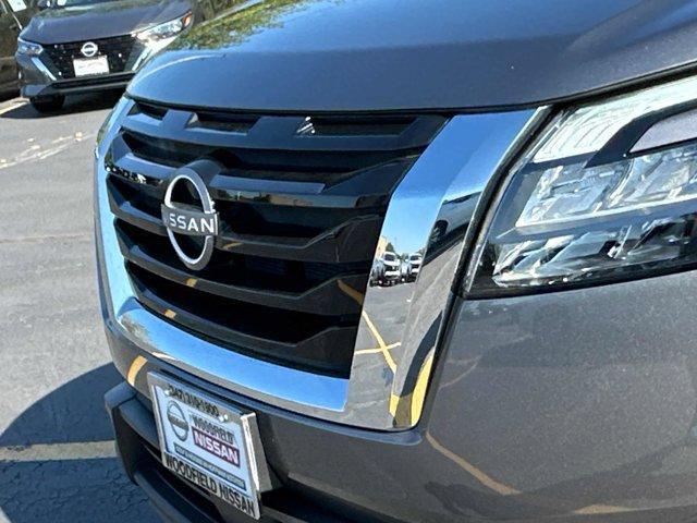 new 2025 Nissan Pathfinder car, priced at $36,631