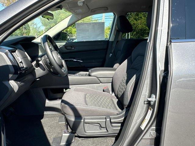 new 2025 Nissan Pathfinder car, priced at $36,631